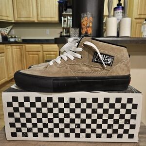 Vans Half Cab Olive and Black Shoes - Brand New Condition!